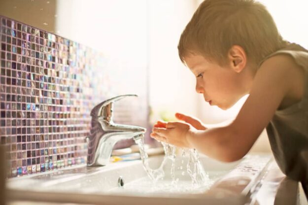 fluoridated water fluoridated water