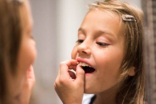 baby teeth baby teeth